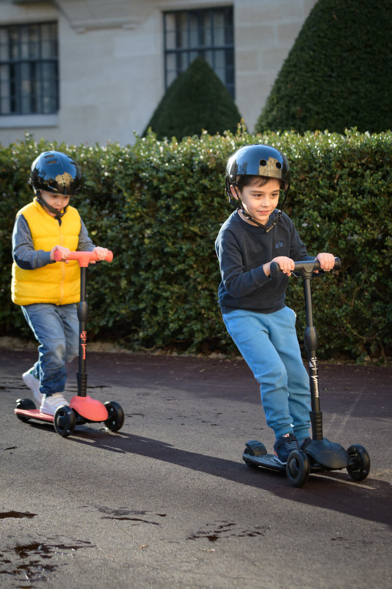LUMINOUS - 50 - FOLDABLE LED SCOOTER